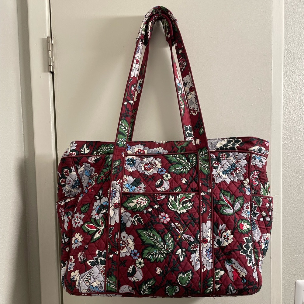 Vera Bradley Boredeaux Blooms Large Tote